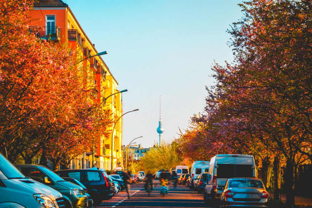 Berliner Straße im Frühling